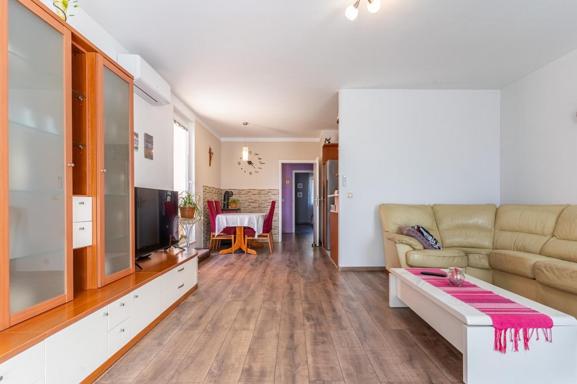 Apartman Laura Cres Exteriör bild