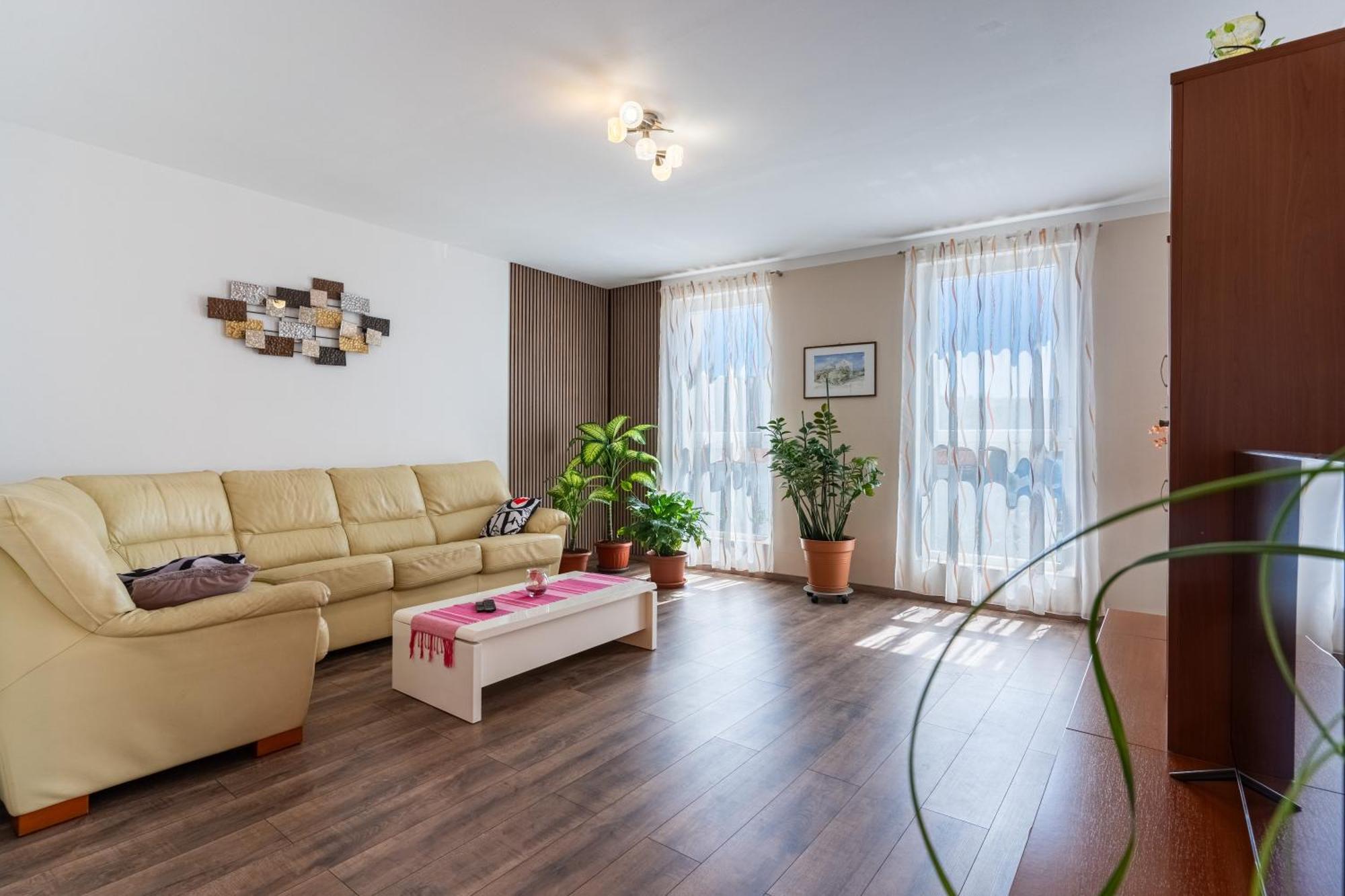 Apartman Laura Cres Exteriör bild