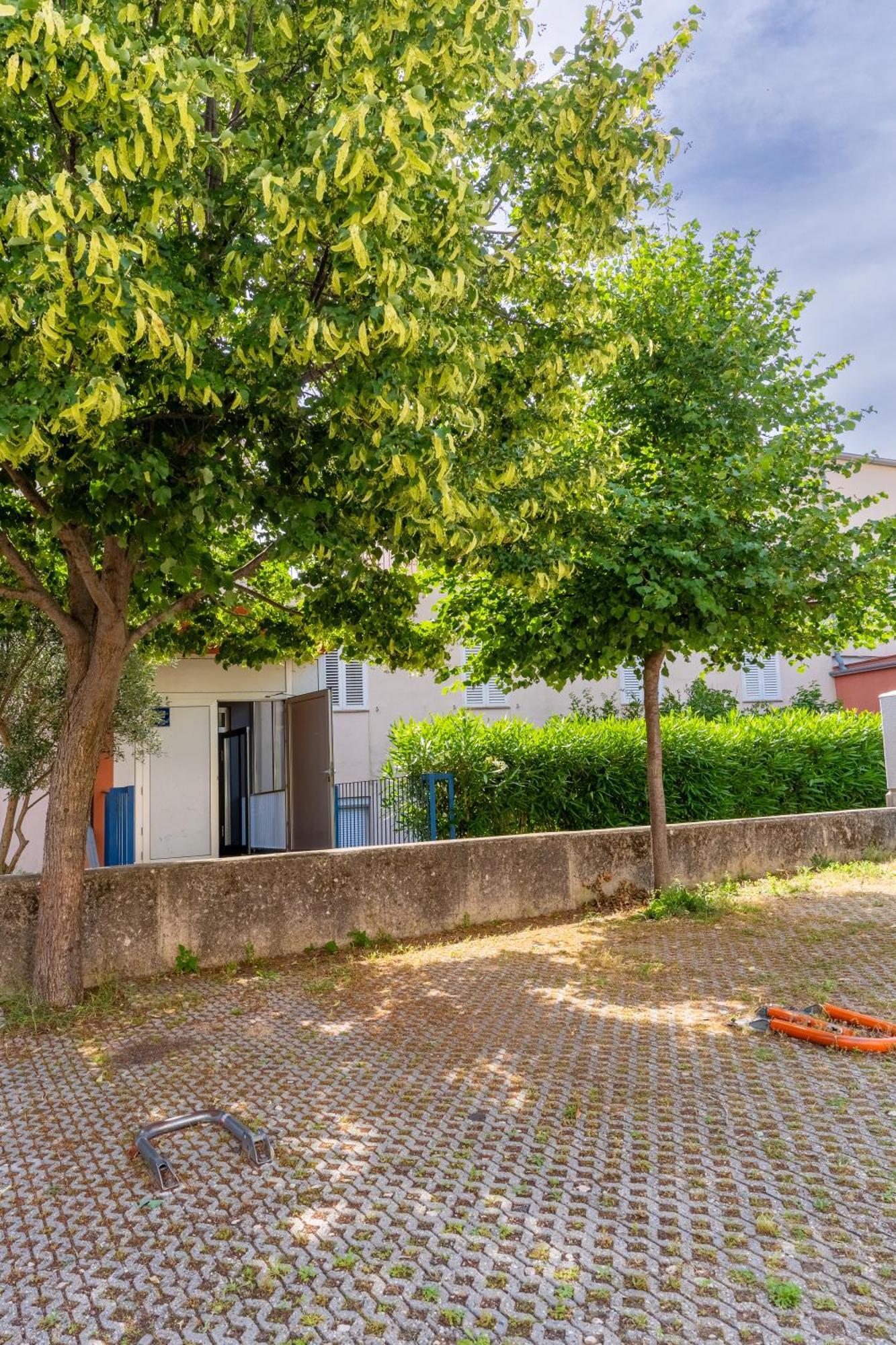 Apartman Laura Cres Exteriör bild